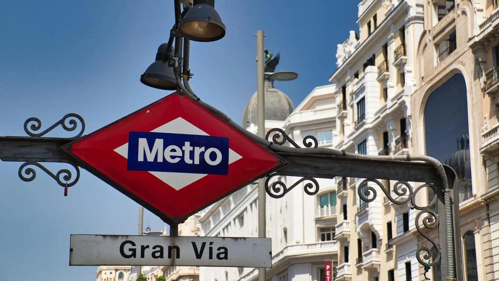 Apartamentos Day Madrid Tribunal Centro Gran Via Sol Esterno foto