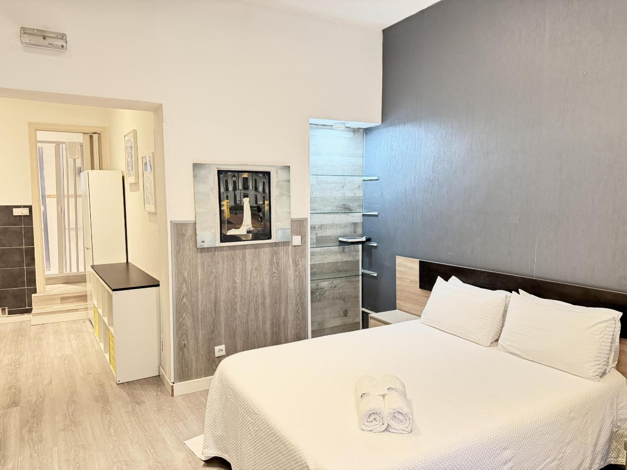 Apartamentos Day Madrid Tribunal Centro Gran Via Sol Esterno foto