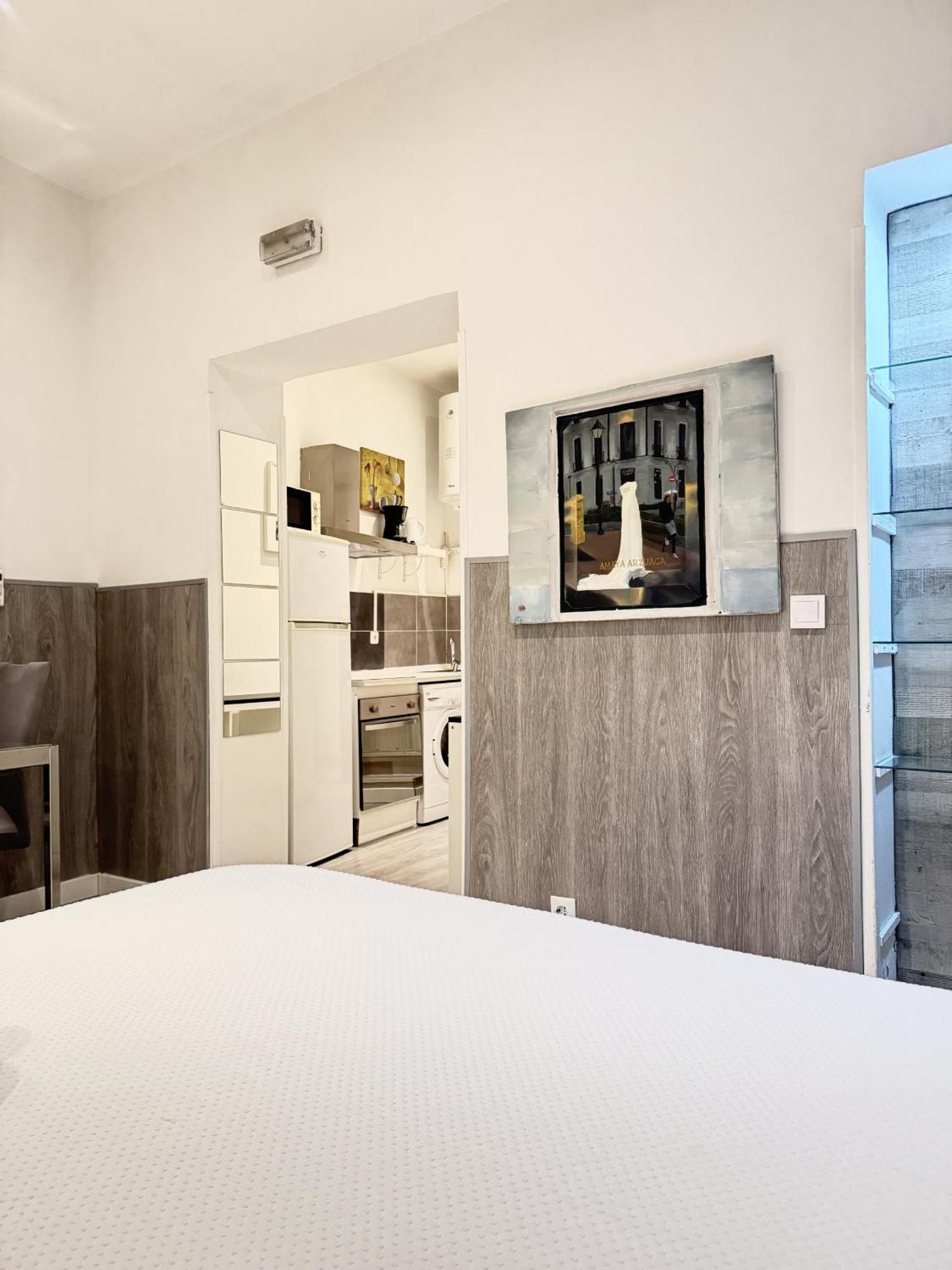 Apartamentos Day Madrid Tribunal Centro Gran Via Sol Esterno foto